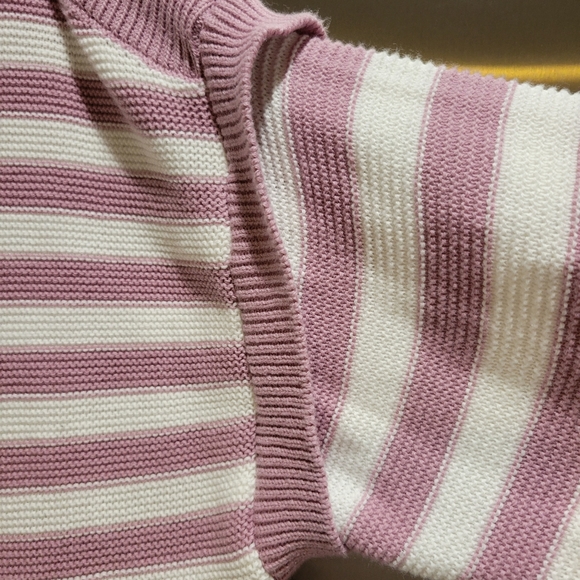 Lane Bryant size 18/20 pink and white horizontal striped sweater - Picture 4 of 6